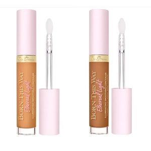 Too Faced
Born This Way Ethereal Light Illuminating Smoothing Concealer